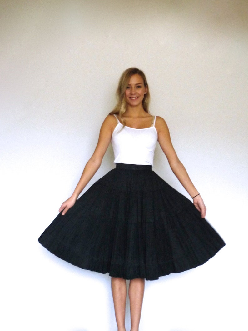 50s Black Micro Pleated Full Circle Skirt xxs 