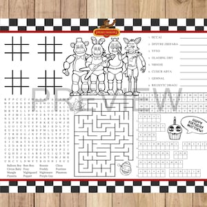 Könnte beinhalten: Schwarz-weiß Spielunterlage mit Figuren aus einer beliebten Videospiel-Franchise. Enthält Tic-Tac-Toe, Wortsuche, Labyrinth und andere Spiele. Der Text lautet "Happy Birthday Matthew!"