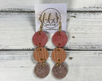 Linked circle earring, ombre earring, leather trio dangle, lightweight genuine leather, hypoallergenic jewelry, rose gold leather earring