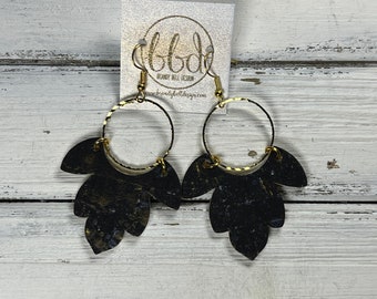 Black ivy earring, black cork earring, black silver gold earring, leaf shape earring, lightweight genuine leather, hypoallergenic jewelry