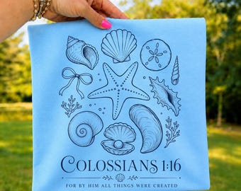 Colossesi 1:16 PNG, Sublimazione cristiana costiera, Maglietta con versetto biblico da spiaggia, Download digitale di conchiglie preppy, Grafica di fede nautica