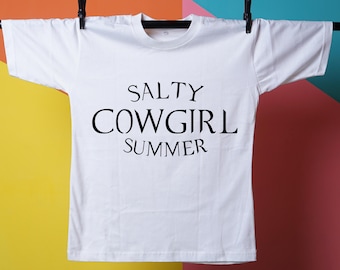 Salty Cowgirl Summer SVG PNG, diseño de camisa western, gráfico con cita country (descarga digital)
