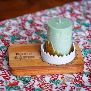 Christmas Tree Scented Candle and Engraved Solid Wood Board - Made in France, Handmade Scented Candle, Eco-Friendly Gift Idea