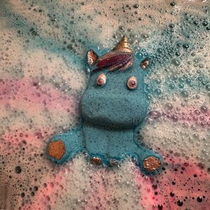 CuteyCorn Bath Bomb