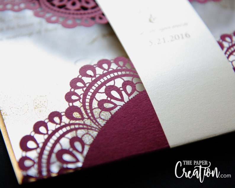Modern Elegant Lace Invite Gatefold Doiley Laser Cut Wedding Invitation Customize Personalised Invite Dusty Pink /& Grey