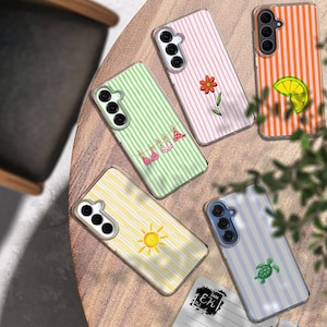 夏のビーチ風スマホケース トレンディなリゾートストライプ水彩画風 Magsafe カバー iPhone 16e、17 Pro Max、15、13、Samsung S26、A56、Pixel 10、9A 用 画像 4