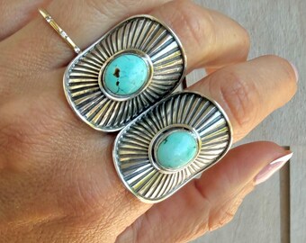 Size 9 TURQUOISE Shield Ring - Sterling Silver Boho Statement Ring