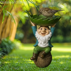 Resin Gnome Bird Feeder Statue – Outdoor Garden Dwarf Sculpture with Leaf Birdbath | Decorative Resin Yard Ornament for Lawn, Patio, Porch
