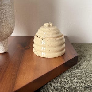 Handmade Ceramic Honey Pot with Lid | Bee Hive Jar | Salt Jar
