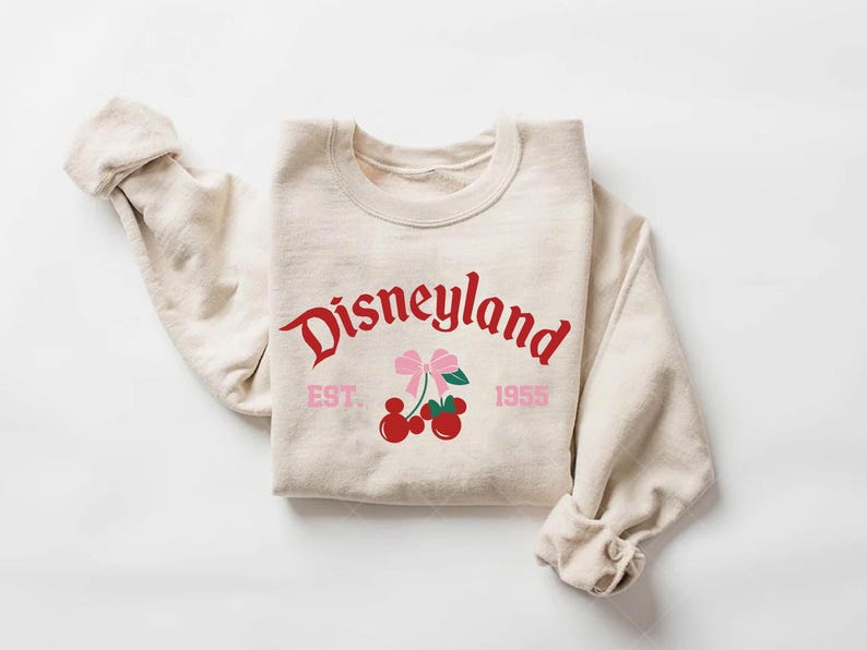 Sudadera con la cereza de Disneyland, camisa con lazo de Mickey y cereza de Disney, camiseta de viaje a Disneyland, suéter con la cereza de Disneyland imagen 4