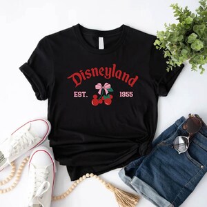 Sudadera con la cereza de Disneyland, camisa con lazo de Mickey y cereza de Disney, camiseta de viaje a Disneyland, suéter con la cereza de Disneyland imagen 5