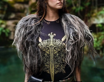 Claiómh a Dhealbhadh ~ GOLD edition ~ Organic Fair Wear certified t-shirt t (celtic sword/knotwork/irish folklore/mythology/fragarach/eire))