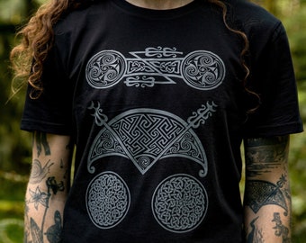 Hilton of Cadboll ~ Pictish Stone T-shirt ~ Organic Celtic Art Tee