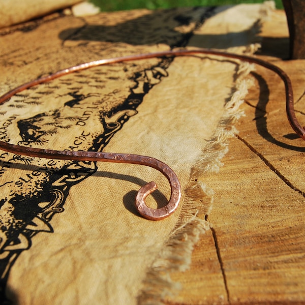 Dál Riata ~ hand forged and hammered solid copper Celtic torc (necklace, larp, celts, torque, reenactment, medieval, iron age, pagan,viking)