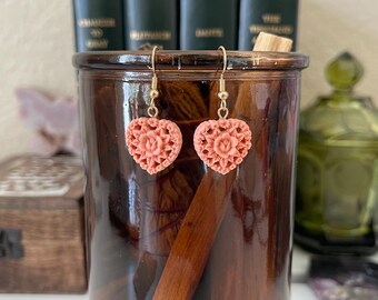 Pendientes de corazón floral rosa