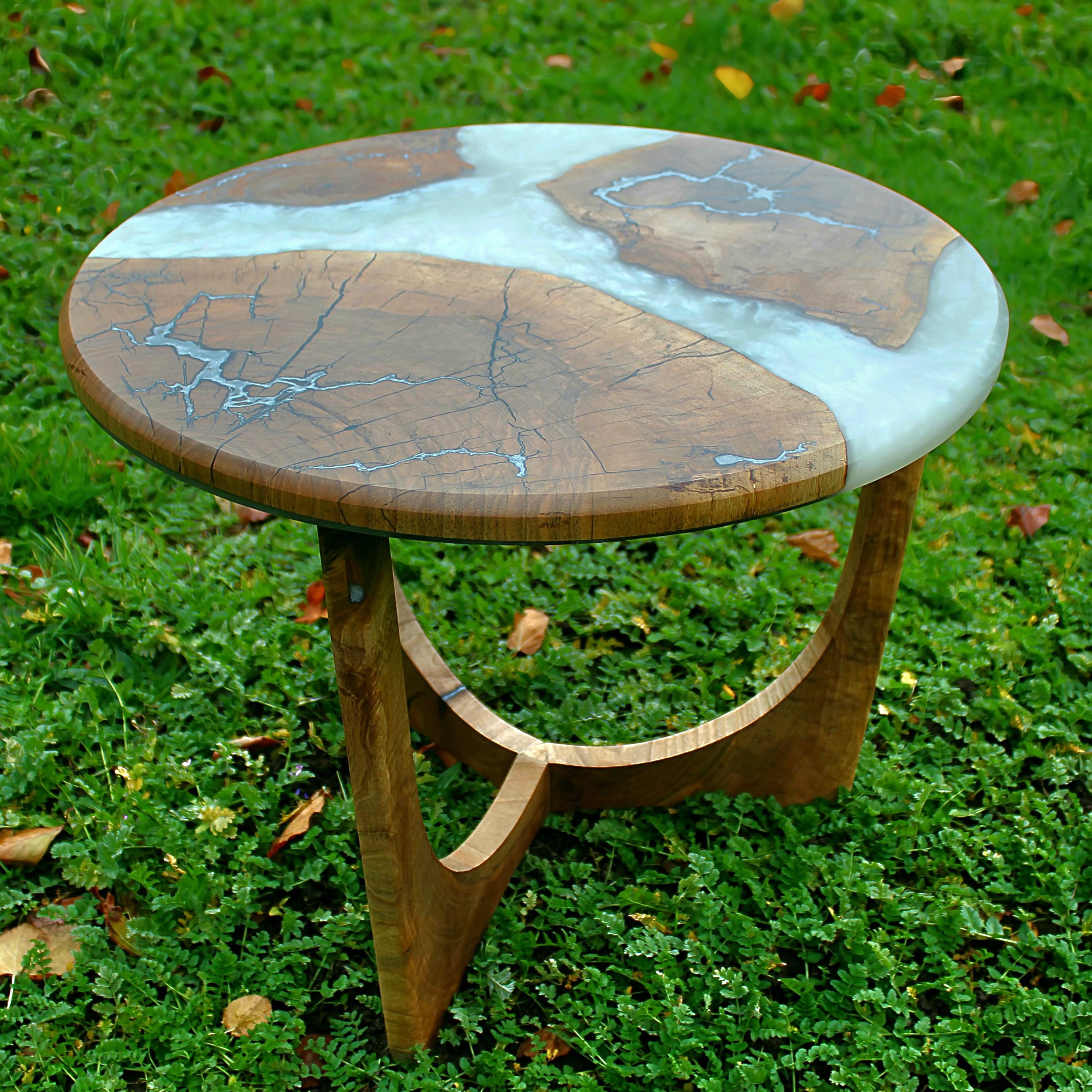 Images de Plateau Table Bois Fonce – Téléchargement gratuit sur Freepik