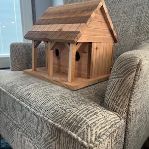 Nichoir de style grange