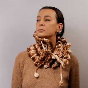 Hand Knit Chunky Cowl, Knit Bubbles Scarf, Unisex Cowl Wool, Collar Scarf, Snood, Infinity Cowl, Hand Knitted Scarf Wrap, Winter Accessories