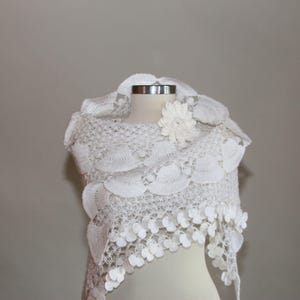 Wedding Shawl White, Bridal Shawl Wrap, Crochet Shawl, Bride Shawl, Triangle Shawl, Shawl for Women, Bridal Cover Up