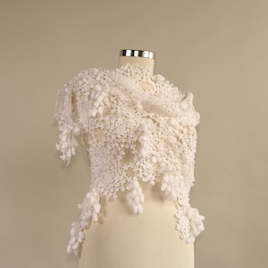 Bridal Shawl Off White, Wedding Shawl Crochet, Lace Shawl, Triangle Shawl, Shawl Wrap Boho, Hand Crocheted Shawl, Shoulder Shawl for Women
