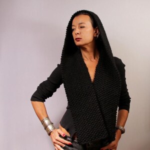 Hooded Scarf Black, Hand Knit Hoodie Hood, Cowl Hood, Hooded Hat, Chunky Hood, Winter Scoodie, Warm Oversized Scarf, Unisex, Gift for Her