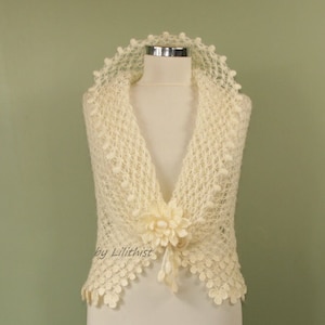 Wedding Stole Ivory, Wedding Wrapping, Bridal Shrug Shawl, Wedding Shrug Wrap, Wedding Capelet, Bridal Cape, Wedding Shawl Sleeves