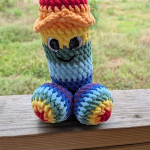 Feliz chico arcoíris