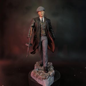 Thomas Shelby Figure – Peaky Blinders Collectible 3D Printed and Hand-Painted Statue