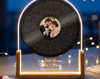 Personalized First Dance Song Lamp - Custom Vinyl Record Night Light - Anniversary Gift for Couple - Wedding Photo LED Lamp