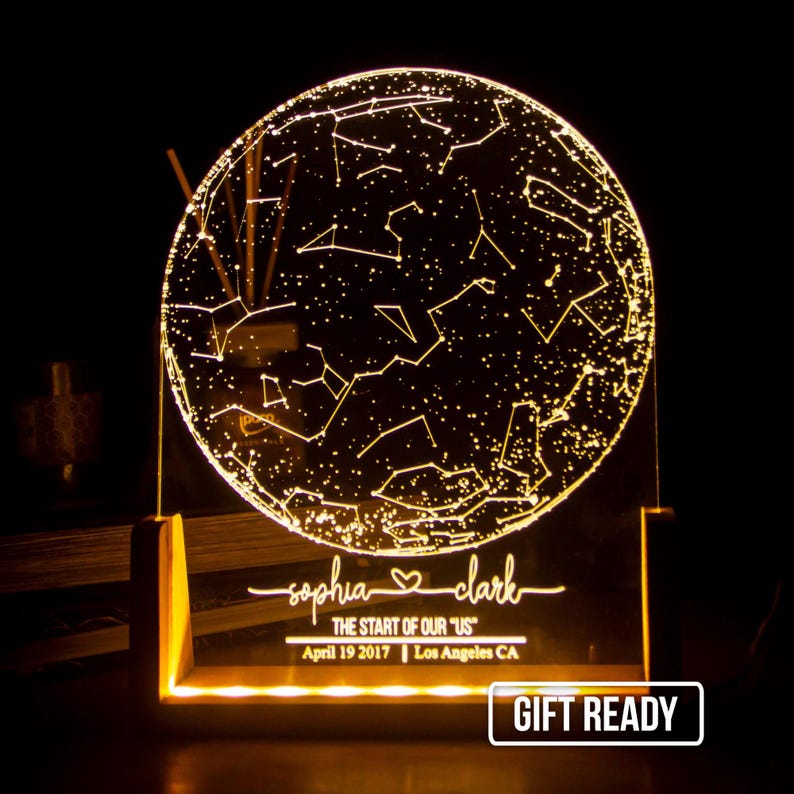 Lámpara de noche personalizada con mapa estelar / Regalo personalizado del cielo nocturno / Lámpara de constelaciones para compromiso / Regalo de aniversario para él y para ella / Mapa estelar por fecha imagen 1