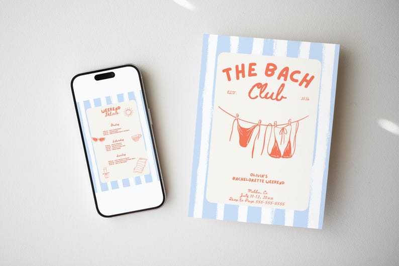 Pu&ograve; includere: Uno smartphone mostra un itinerario a tema spiaggia accanto a un invito abbinato. L'invito presenta il testo "The Bach Club" con illustrazioni di costumi da bagno appesi a un filo, il tutto in arancione chiaro.