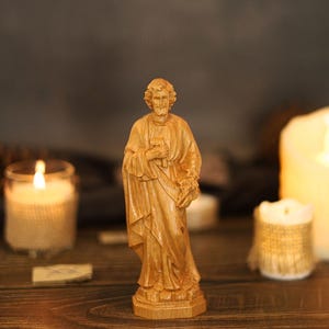 Hand-Carved Wooden Jesus Christ Statue , Christian Religious Home Decor, Rustic Catholic Sculpture Gift, Sacred Heart Figure