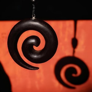 Handcrafted Wooden Spiral Necklace , Maori Inspired Totem Pendant , Natural Wood Amulet for Boho & Tribal Style, Boho Wooden Jewelry Gift.