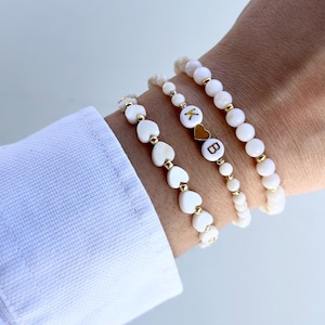 Personalisierte Mom Armband: Herz Natürliche Muschel, 18K Vergoldetes Perlenschmuck