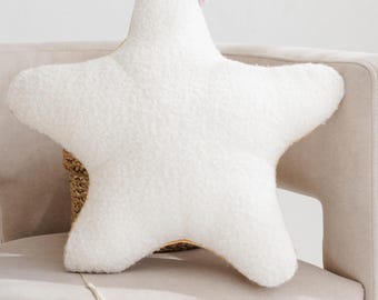 Starfish Pillow Boucle, Decorative Throw Cushion, Nautical Pillow, Coastal Nursery Decor, Home Accent Pillow, Summer Home Decor, Seashell