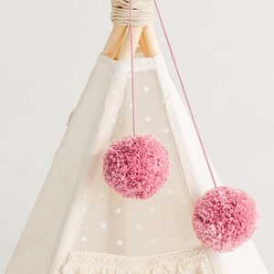 Bubblegum Color Pom-Pom Balls for Teepee or Kids Room Décor