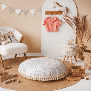 Kids Floor Round Cushion, Pillow Seating, Playroom White Floor Pillow ...