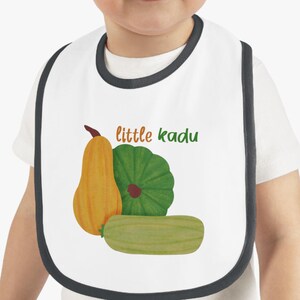 Little Kadu かわいい野菜デザインのベビービブ、新米の両親へのギフト、ベビーシャワーの必需品、幼児、インド、デシ、カボチャ、食事の時間、スカッシュ