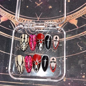 goth press on nails