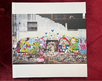 Hardcover Kunstbuch 2022. Street Art Hardcover-Buch, New York Graffiti-Kaffeetischbuch, Außenseiterkunst, Art Brut, cooles Geschenk, grobe Dinge