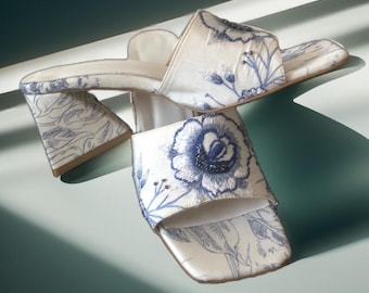 Nostalgic Floral Silk Slippers - Comfortable Block Heel, Hand-Unique gift ıdea