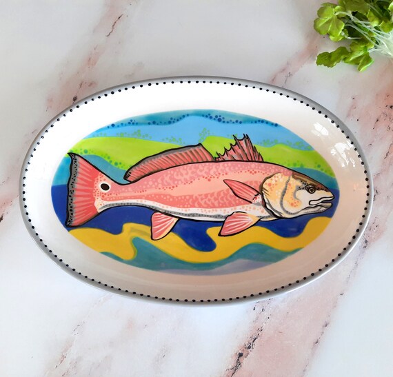 FISH O WARE Coupe Oval Platter: Red Drum Does Fashion