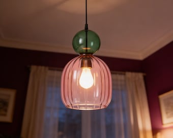 Lámpara colgante de cristal acanalado rosa rubor con globo de cristal esmeralda