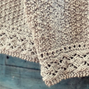 Strickmuster mit Zopfmuster: Loella Wolle Pullover (PDF Download)