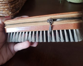 Vintage Shoe brush Manicure set Quantas