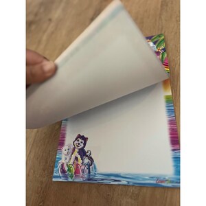 Bloc de pegatinas de Lisa Frank con más de 750 pegatinas: Escenas de juego, Delfín, Arcoíris, Estilo vintage Y2K imagen 2