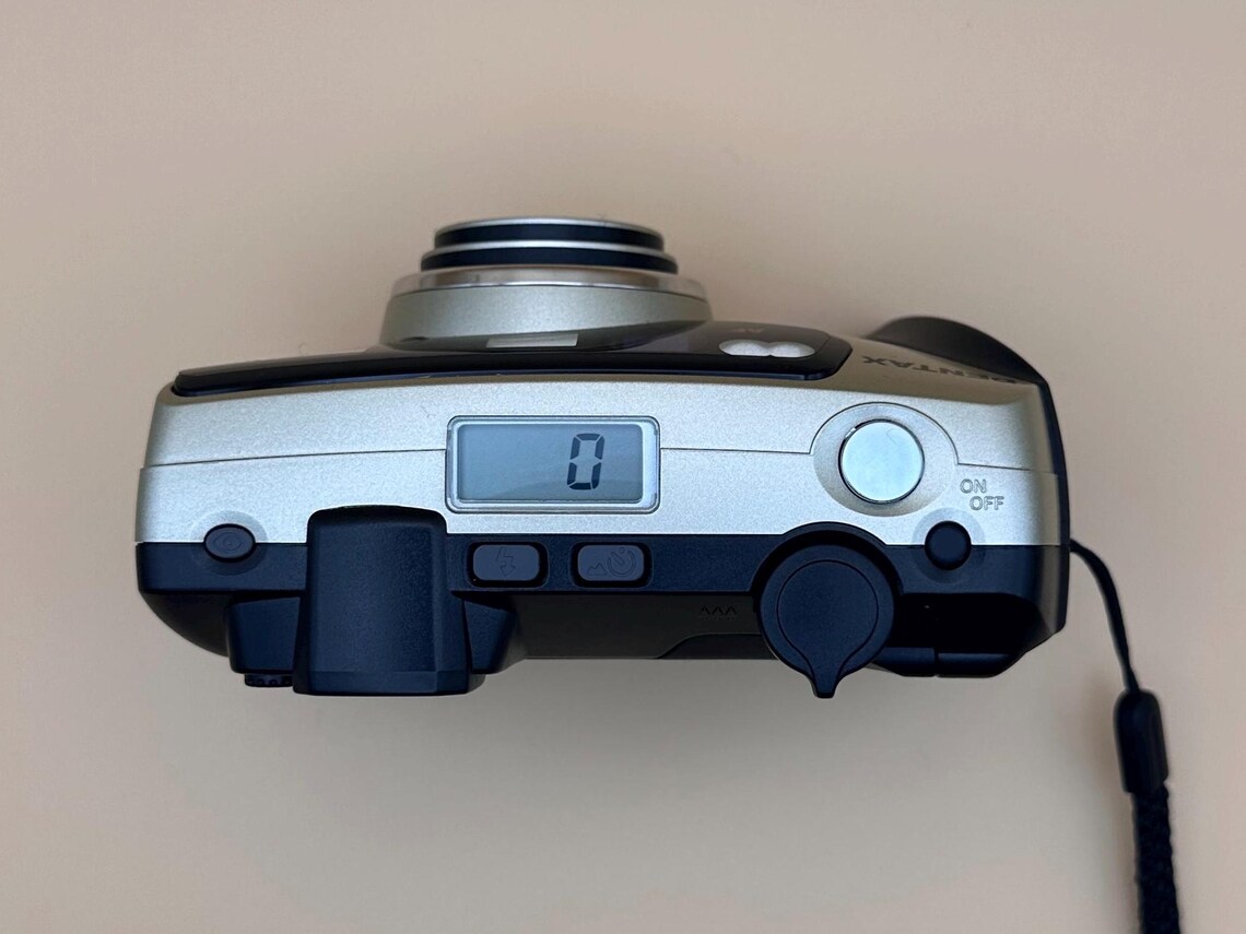 Pentax Espio 105G, foto 2 di 5