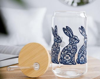 Floral Bunny Sipper Glass: 16oz Eco-Friendly Drinkware
