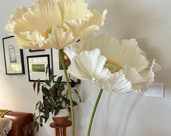 Giant Crepe Paper Poppy Set: Freestanding Floral Display