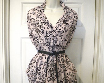 1940s Rayon Crepe Paisley Dress Fabric, 48&quot; Wide 2 1/2 Yards for Bias Cut Styles, Pink & Black